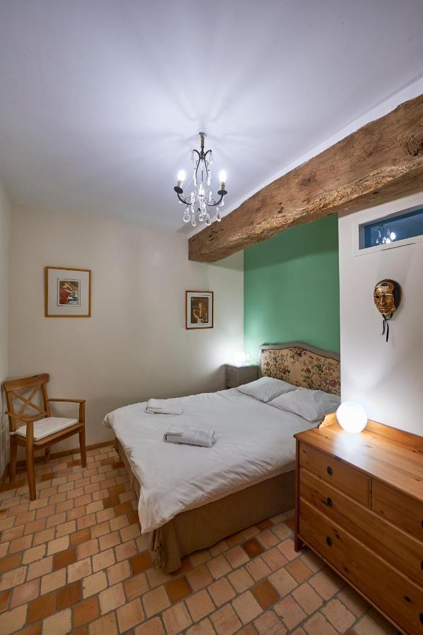 Gite La Terrasse - Manoir Le Plessix Madeuc Corseul Buitenkant foto